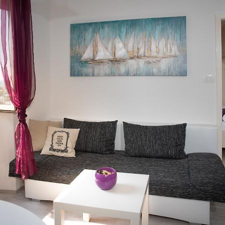 Apartment Riva Ровин Екстериор снимка
