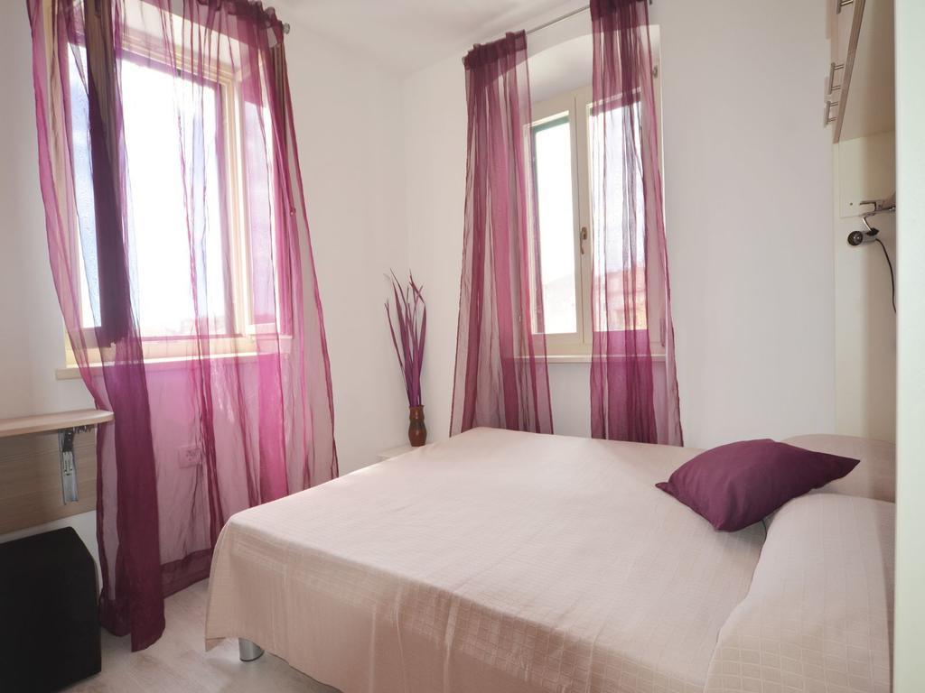 Apartment Riva Ровин Стая снимка